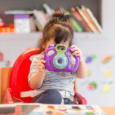 Art and craft activities at Pa Pa Pagli Kids Club